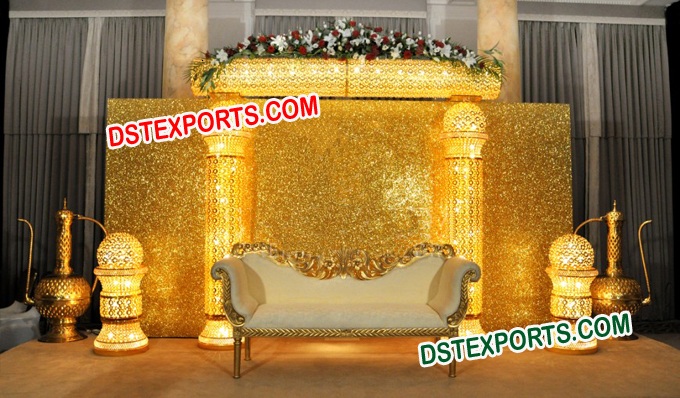 ASIAN WEDDING BEAUTIFUL GOLD STAGE SET