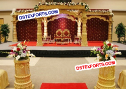 INDIAN WEDDING GOLD DEV MANDAP