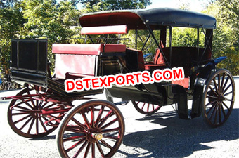 Beauty Black Victoria Horse Drawn Carriage