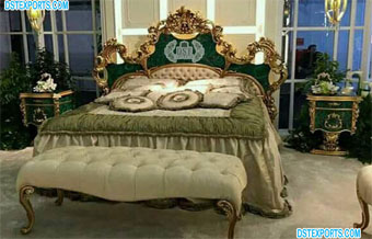 Vintage High Carved Bed & Nightstands