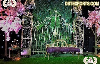 Fashionable Floral Iron Gate Frame For Wedding
