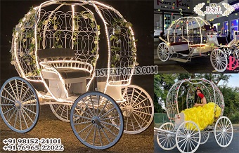 Lovely Design Lighted Mini Cinderella Carriage